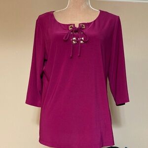 ⭐️⭐️ Elegant Fuchsia Lace-Up Blouse - size XL Petite